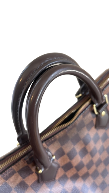 Gorgeous Authentic Louis Vuitton Damier Ebene Speedy 30 Bandouliere Bag  w/Strap