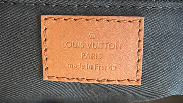 Louis Vuitton Hobo Dauphine Size PM Noir M45194 Monogram Reverse Canvas